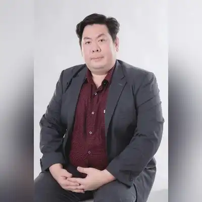 任雅